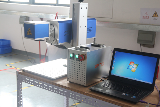 1064nm 30 Watt Mini Galvo CO2 Fly Laser Marking Machine